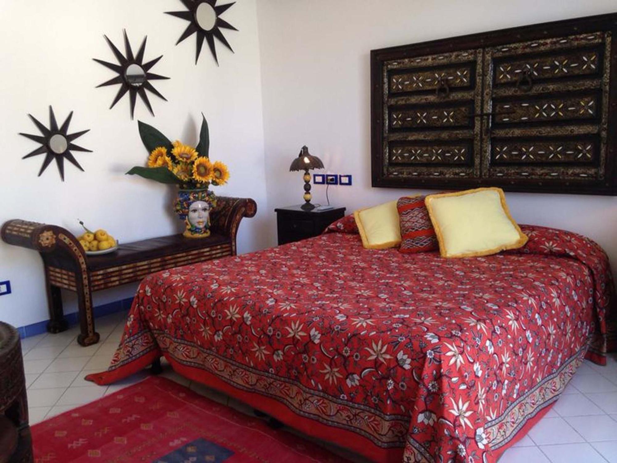 Lisca Bianca Hotel 4*